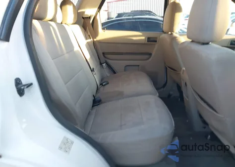 2012 Ford Escape Xlt из США, поврежденный, VIN 1FMCU9DG0CKB32418